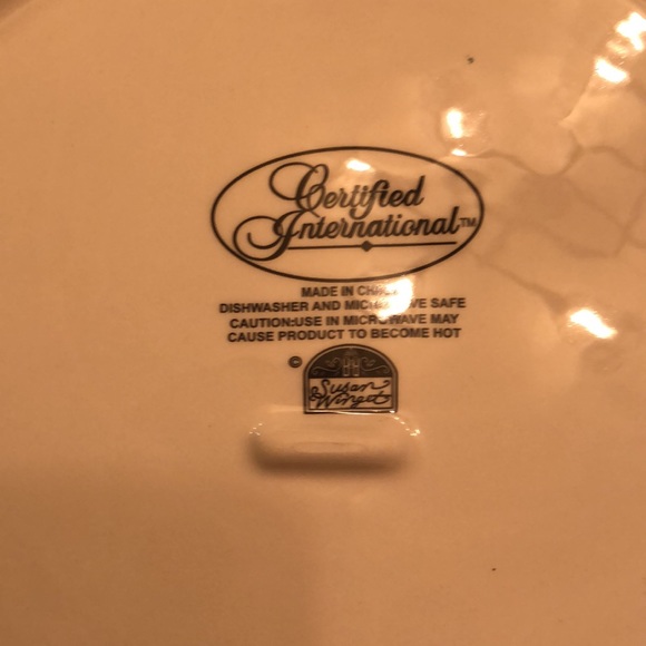 Certified International Susan Winget~Large Rooster Bowl~13.25” x 3”~Beautiful~ - Picture 3 of 4